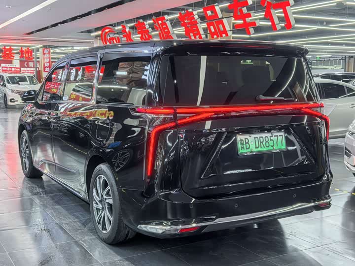 Maxus Mifa 9 2022 2022款 长续航 高山六座版