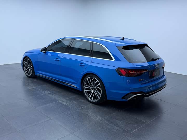 Audi RS 4 2021 2021款 RS4 Avant 黑曜版