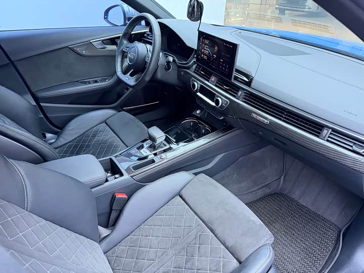 Audi RS 4 2021 2021款 RS4 Avant 黑曜版