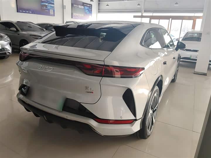 BYD Song L 2025 2025款 智驾版 662km 激光雷达卓越型