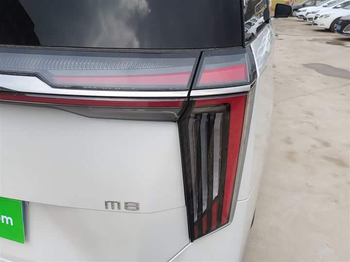 GAC Trumpchi M8 2024 2024款 宗师系列 400T 至尊版