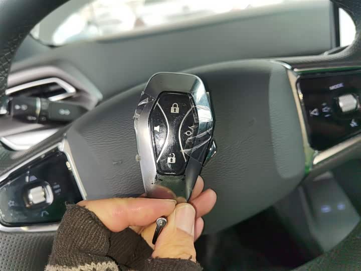 BAIC Arcfox Alpha S5 2025 2025款 560PRO 185kW