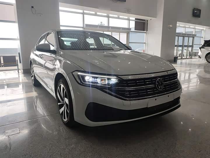 Volkswagen Sagitar L 2025 2025款 改款三 300TSI DSG超越版