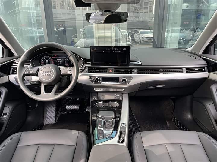 Audi A4 2023 2023款 Avant 40 TFSI 时尚动感型