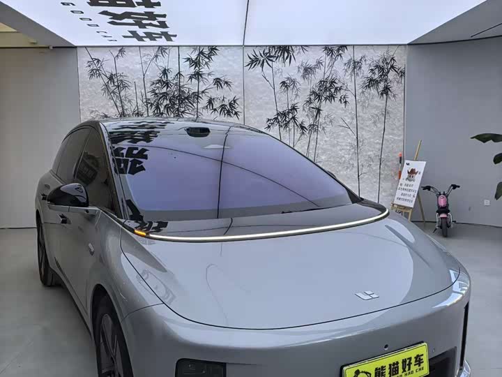 LiXiang i8 2025 2025款 标准版