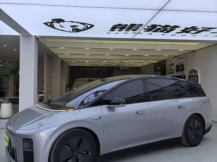 LiXiang i8 2025 2025款 标准版