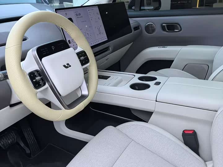 LiXiang i8 2025 2025款 标准版