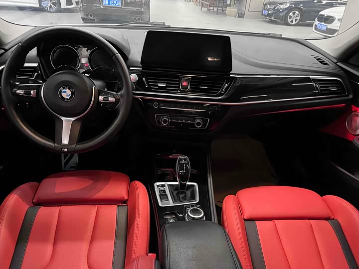 BMW 1 Series 2023 2023款 125i M运动曜夜版
