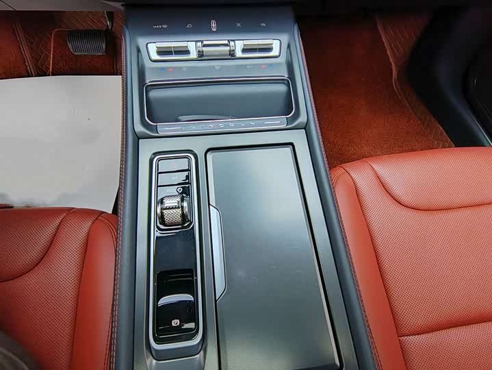 Lincoln Z (Zephyr) 2024 2024款 2.0T 尊尚版