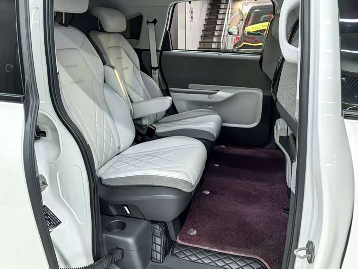 BAIC Arcfox Kaola 2023 2023款 家庭版