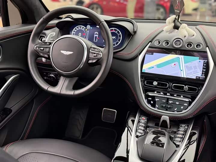 Aston Martin DBX 2023 2023款 3.0T STRAIGHT-SIX