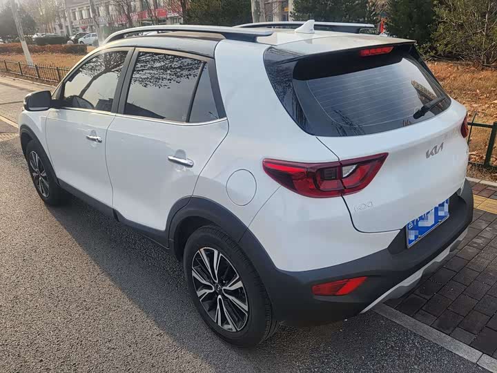Kia KX1 2021 2021款 1.4L 自动趣享版