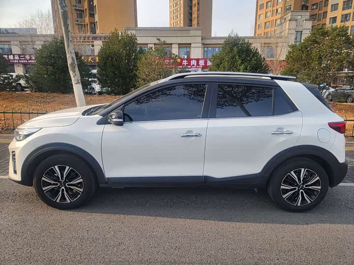 Kia KX1 2021 2021款 1.4L 自动趣享版