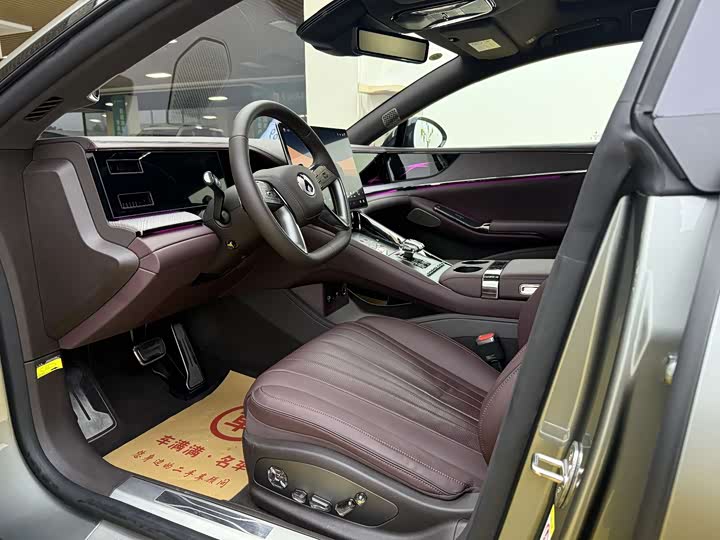 Denza Z9GT 2024 2024款 1100四驱Ultra版