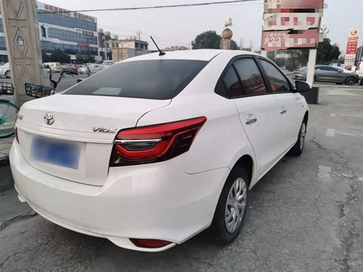 Toyota Vios 2022 2022款 1.5L 20周年纪念版