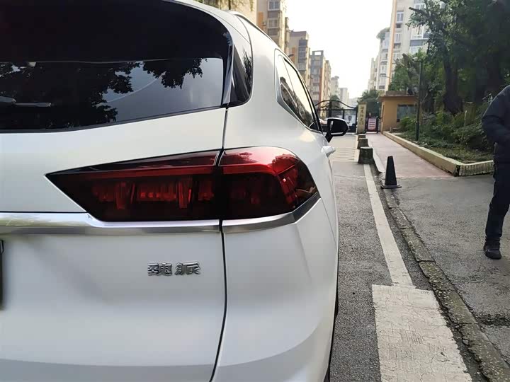 Wey Latte DHT 2022 2022款 1.5T DHT超大杯