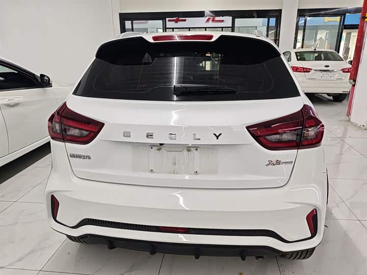 Geely Vision X3 2021 2021款 PRO 1.5L CVT尊贵型