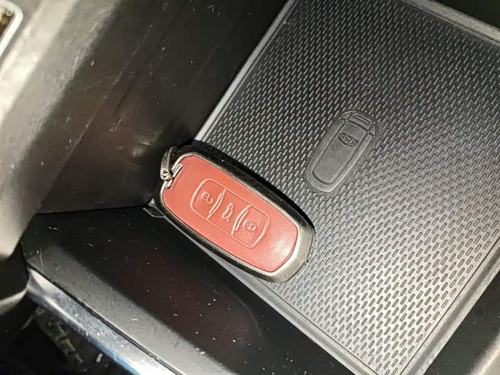 Geely Vision X3 2021 2021款 PRO 1.5L CVT尊贵型