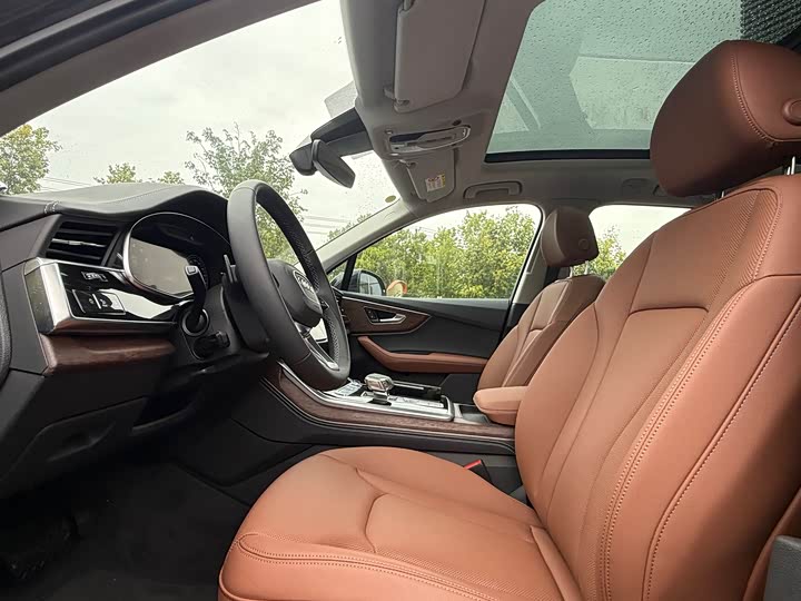 Audi Q7 2025 2025款 55 TFSI quattro S line运动型