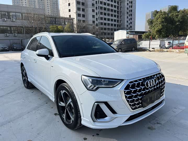 2025 Audi Q3
