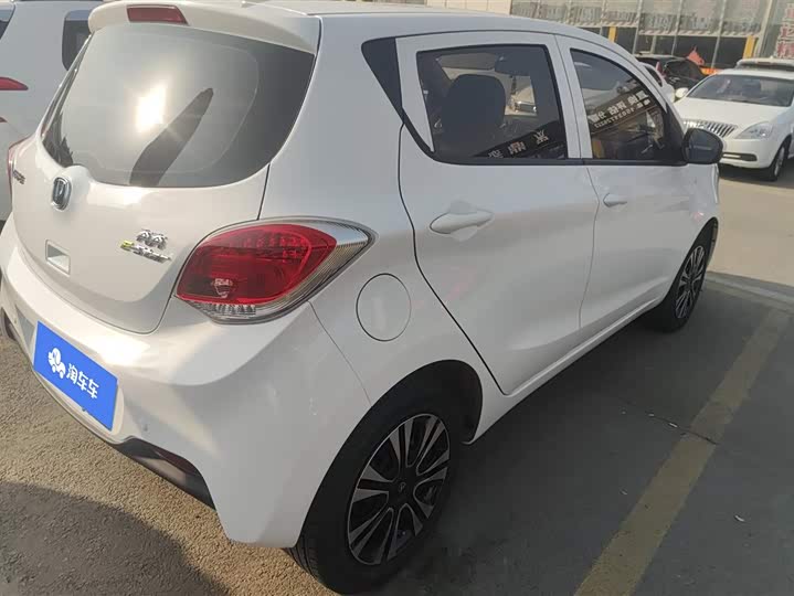 Changan BenBen E-Star 2021 2021款 国民版 多彩款 磷酸铁锂（31.95kWh）