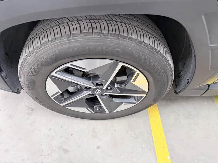 Hyundai Tucson L 2025 2025款 途胜L 1.5T 精英版