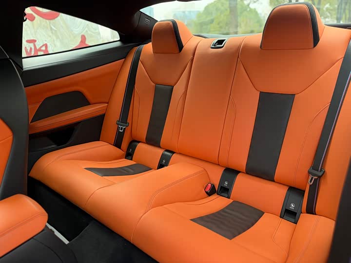 BMW M4 2024 2024款 M4双门轿跑车 雷霆版