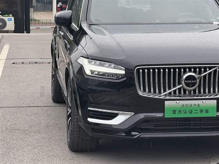 Volvo XC90 Hybrid 2023 2023款 T8 RECHARGE 智尊豪华版 7座