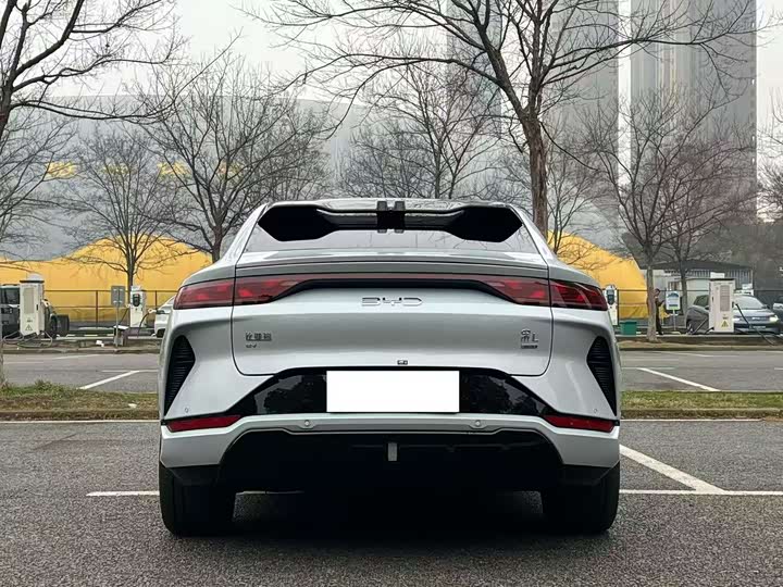 BYD Song L 2025 2025款 智驾版 662km 激光雷达卓越型