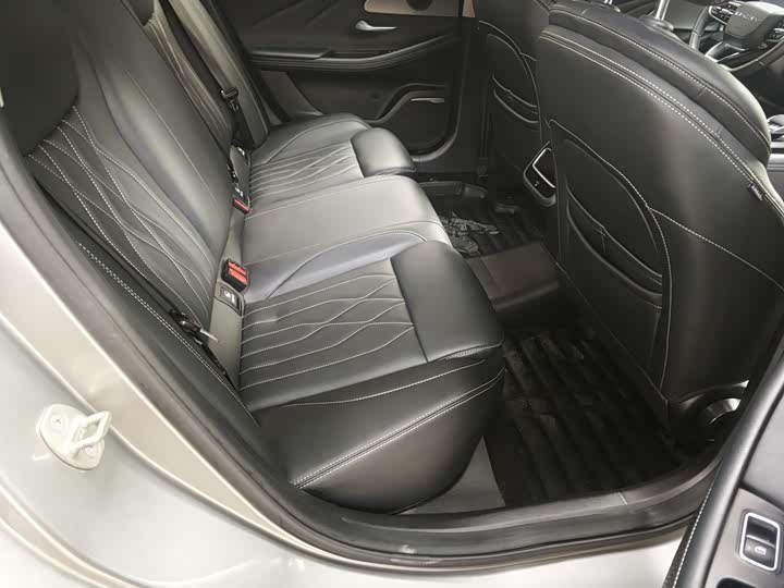 Chery Arrizo 8 2025 2025款 1.6T DCT尚