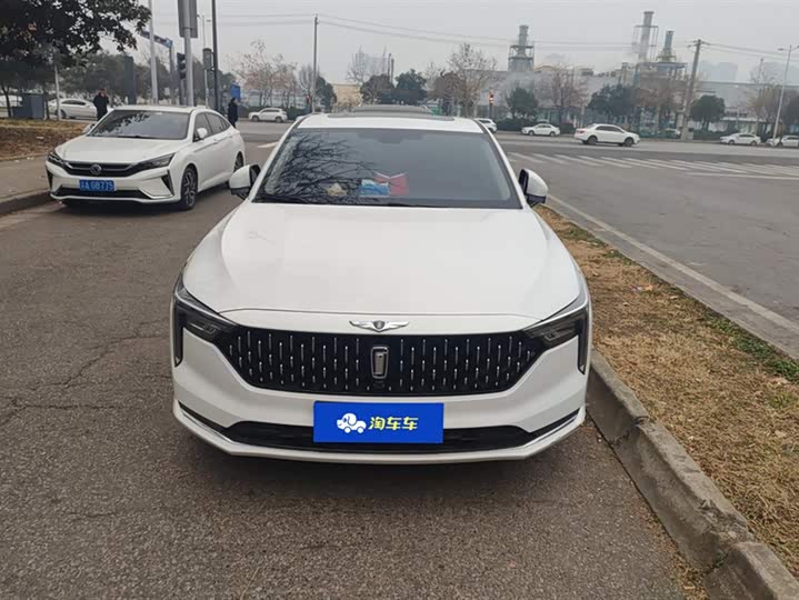 Bestune B70 2025 2025款 龙耀版 1.5T 欢享型