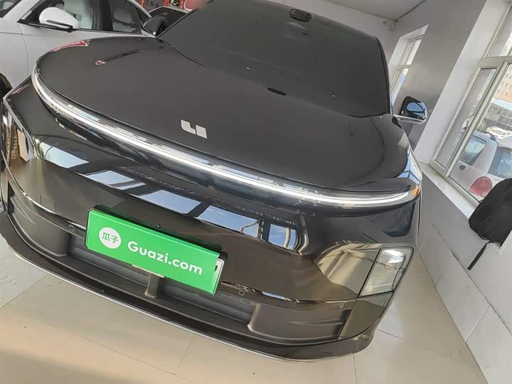 2025 LiXiang L6