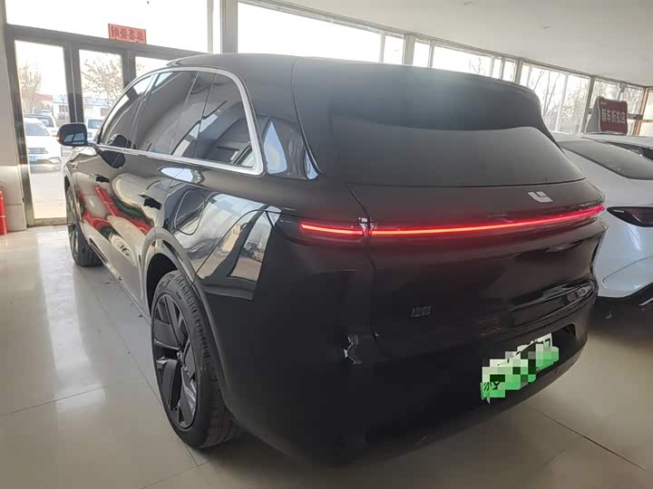 2025 LiXiang L6