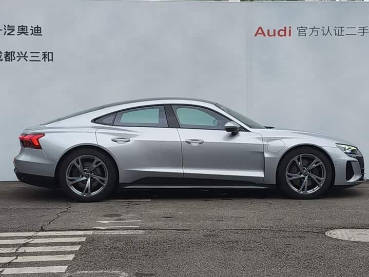Audi e-tron GT 2023 2023款 基本型