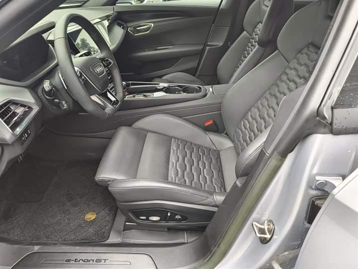 Audi e-tron GT 2023 2023款 基本型