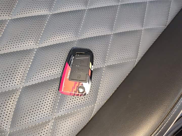 Volkswagen Sagitar L 2025 2025款 改款二 300TSI DSG超越版