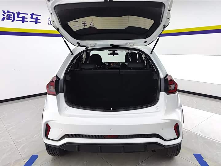 Geely Vision X3 2021 2021款 PRO 1.5L CVT尊贵型