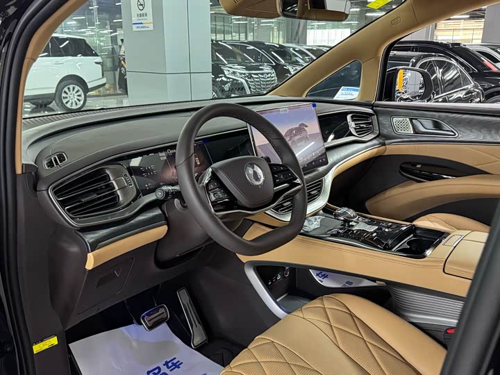 Denza D9 2025 2025款 DM-i 四驱尊航型