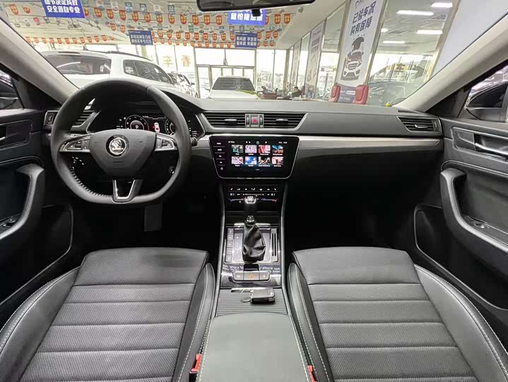 Skoda Superb 2024 2024款 TSI280 DSG尊享版