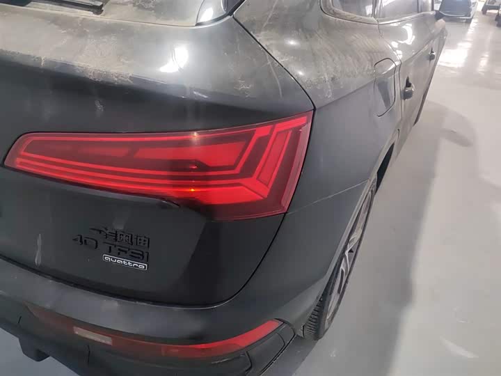 Audi Q5L Sportback 2022 2022款 改款 40 TFSI 豪华型