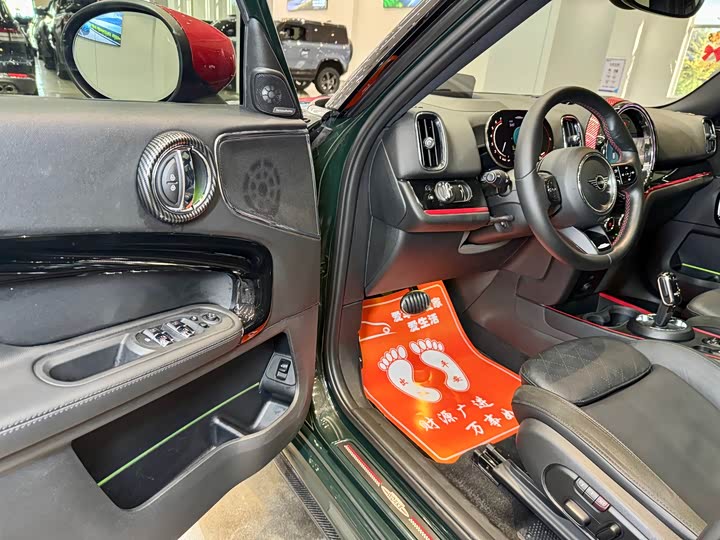 Mini Countryman JCW 2022 2022款 2.0T JOHN COOPER WORKS ALL-IN
