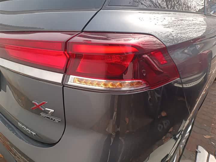 Changan Oshan X7 Plus 2022 2022款 1.5T 蓝鲸版自动尊贵型