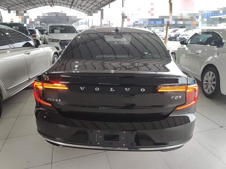 Volvo S90 Hybrid 2025 2025款 插电式混动 四驱长续航智逸豪华版