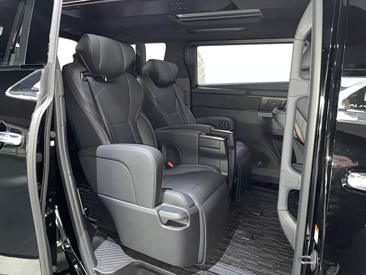 Toyota Alphard 2025 2025款 双擎 2.5L 臻享黄金版
