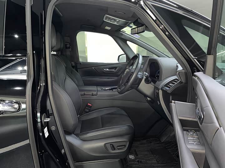 Toyota Alphard 2025 2025款 双擎 2.5L 臻享黄金版