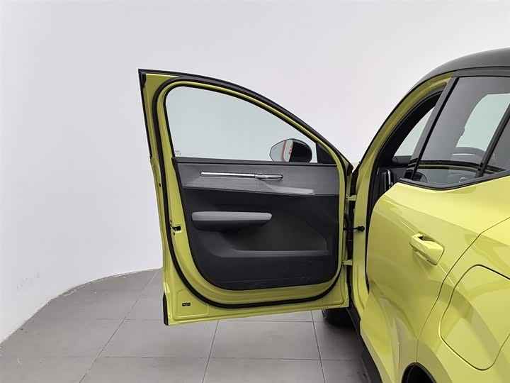 Volvo EX30 2025 2025款 后驱长续航版 Plus