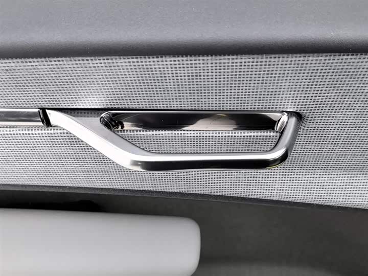 Volvo EX30 2025 2025款 后驱长续航版 Plus