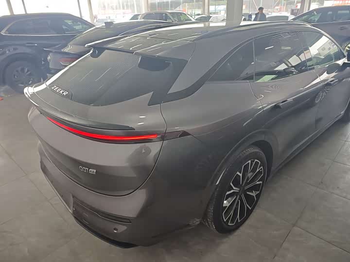 Zeekr 007 2025 2025款 后驱智驾版 75kWh