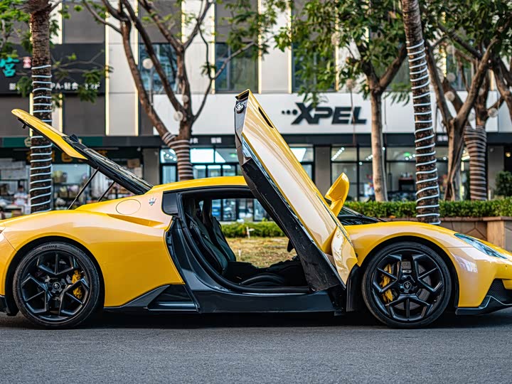 Maserati MC20 2020 2020款 3.0T 标准版