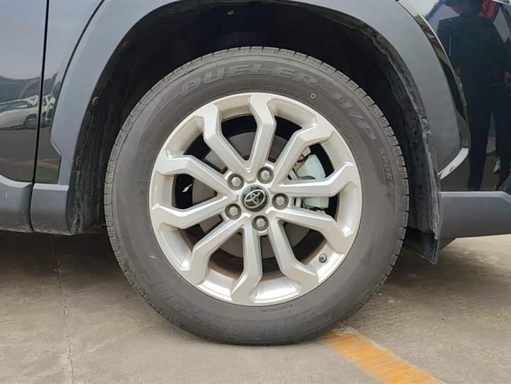 Toyota Frontlander 2024 2024款 2.0L CVT精英版